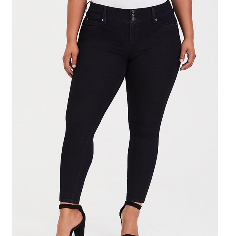 Torrid Dark Wash Plus Size Jegging 18R
